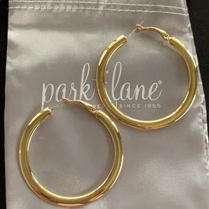 Park Lane - Electrify Gold Hoop earrings